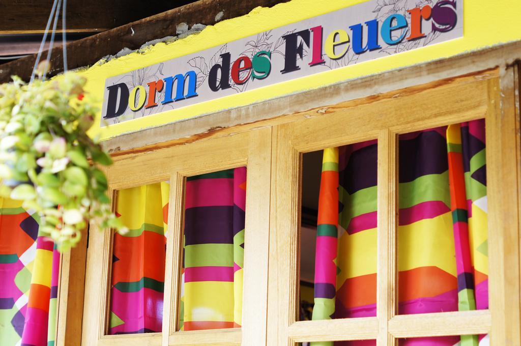 Dorm Des Fleurs Hostel Καο Λακ Εξωτερικό φωτογραφία